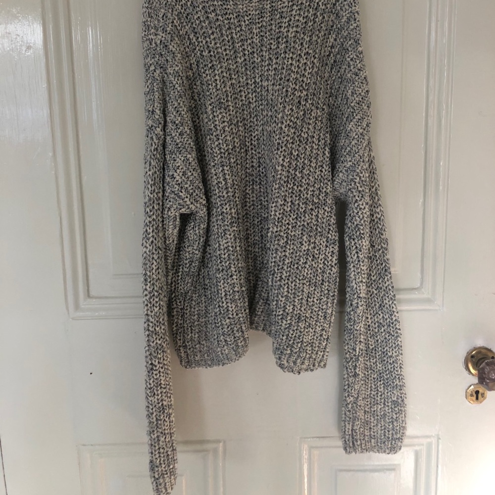 Sweater - Picture 4 of 5